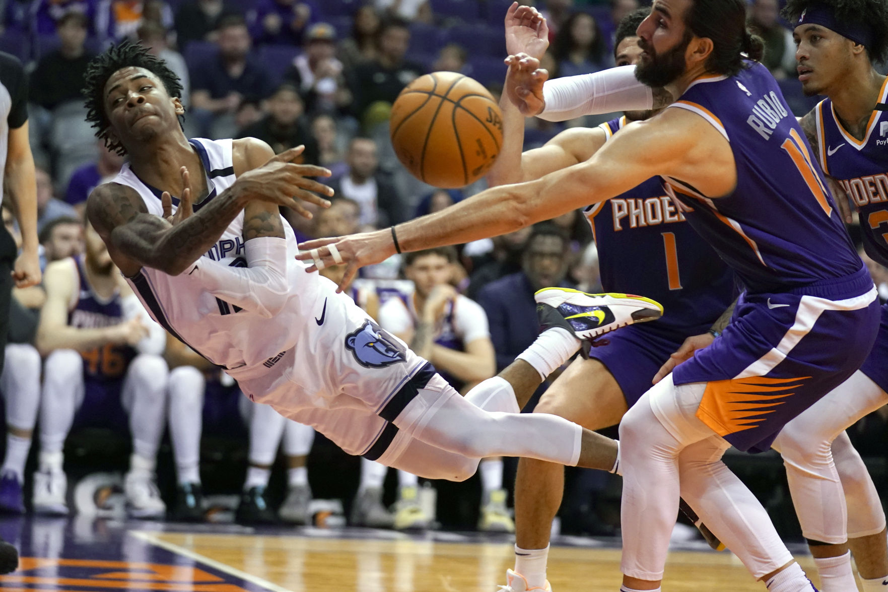 APTOPIX Grizzlies Suns Basketball